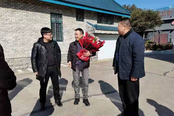 喜迎新春，南莫鎮領(lǐng)導到我公司慰問(wèn)走訪(fǎng)